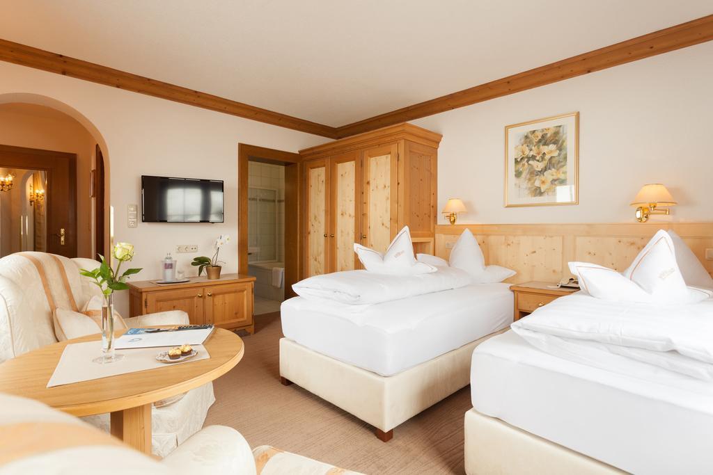 Hotel Enzian Zürs Kamer foto