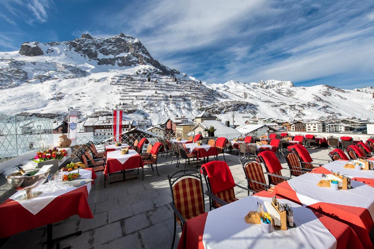 Hotel Enzian Zürs Buitenkant foto